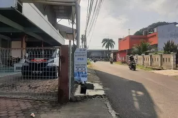 هتل Spot On 90535 Cimanuk Pavilion