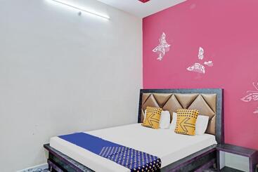 هتل Spot On 80511 The Dwivedi Inn