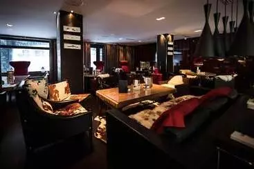 Avenue Lodge Hotel & Spa