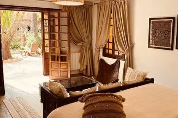 호텔 Domaine De La Roseraie Resort