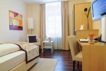 Hotel Merkur   Superior