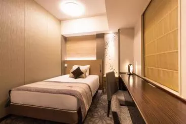 Отель Metropolitan Tokyo Marunouchi