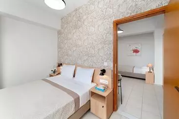 هتل آپارتمان Emi Seaside