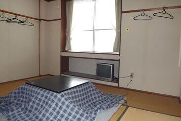 Pansiyon Lodge New Katsuraya