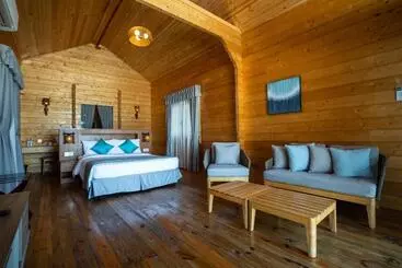 Hotel Sutera @ Mantanani Island Resort & Spa