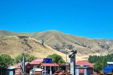 Burkes Pass Country Motels