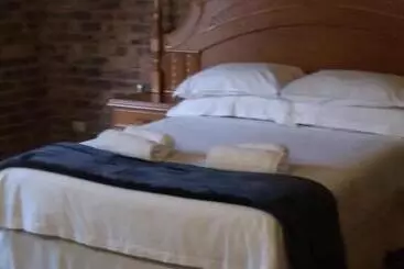Majatalo Hamba Kancane Ma Africa Guest House