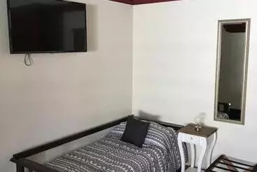 ホテル Chenin Lodge