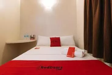 Hotel Reddoorz Near Edsa Camp Crame