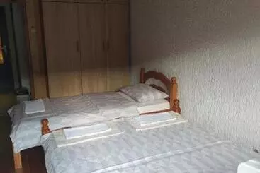ペンション Apartmani Zora Vuković