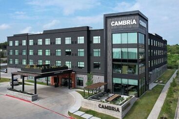 Cambria Hotel Austin Airport