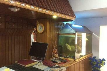 Отель Spot On 80927  Sourav Plaza