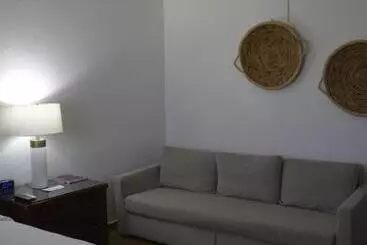 هتل Turtle Bay Inn