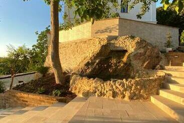 渡假胜地  Relais Frasimon Antico Casale