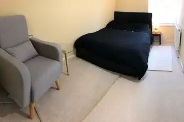 Pensione Private Double Room With New Ensuite Shower Room