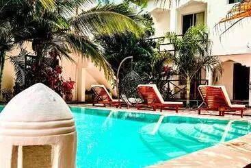 Hôtel Cezere The Palm