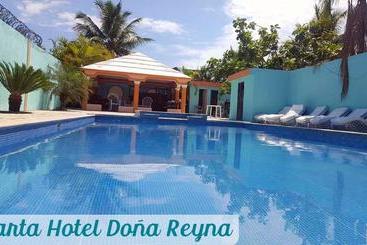 Apartahotel Dona Reyna Alojamientos En Santo Domingo A 5 Min De Aeropuerto Internacional Las América