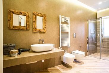 تختخواب و صبحانه Etnic Suite