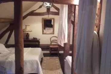 ベッドアンドブレックファースト L Auberge Du Faisan Doré