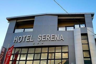 Отель Hôtel Serena