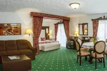 Resort Iváncsó Birtok   термальні води косино