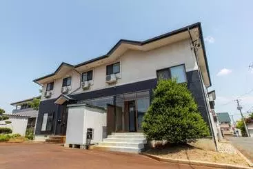 Hotel Oyo Takahata Ekimae