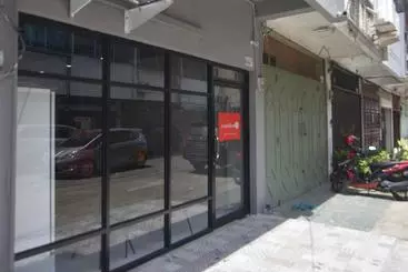 Hotel Reddoorz Hostel Syariah @ Peunayong Banda Aceh