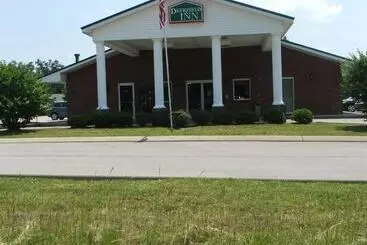 Retkeilymaja Deerfield Inn & Suites