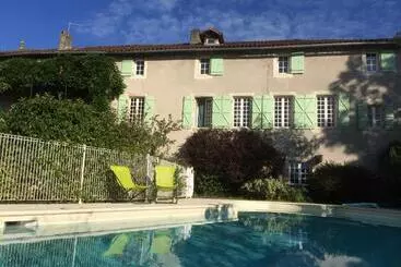 Bed and Breakfast Ensemble De Deux Chambres Pour Famille