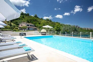 Bed and Breakfast Greenwood Luxury Home