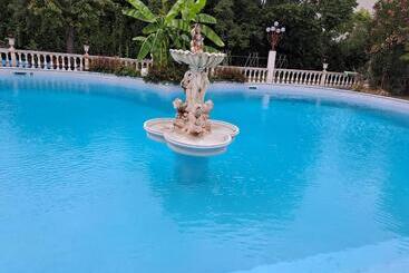 Pension Grazzano Antica Stazione