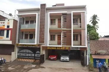 Hôtel Home Stay @ Kommiya Inn