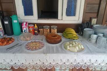 Pensjonat Pousada Sobre As Ondas Ilha Do Mel Pr