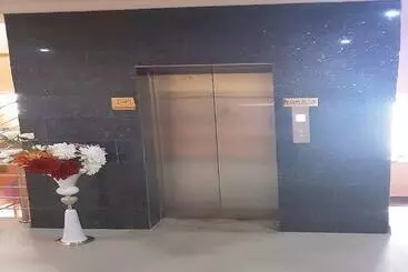 Royal City Dubai Hotel & Suites