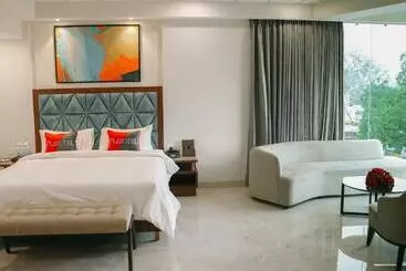 Playotel Premier Guna