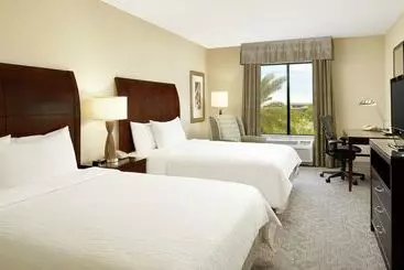 هتل Hilton Garden Inn Phoenix North Happy Valley