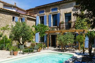 مبيت وإفطار Logement Onze Chambres & Gites