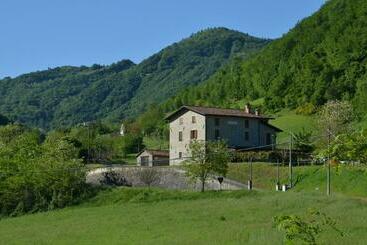 ホテル Agriturismo Campo Rosso