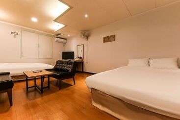Motel Boryeong Sinboryeong Biztown