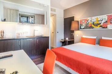 هتل آپارتمان Adagio Nice Centre