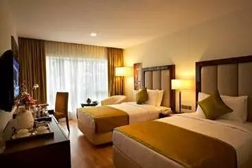 Hotel Adarsh Hamilton