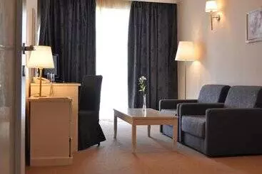 هتل Festa Pomorie Resort