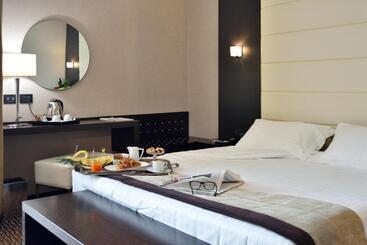 H2c Hotel Milanofiori