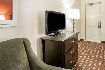 Hotelli Sunrise Inn On The Beach