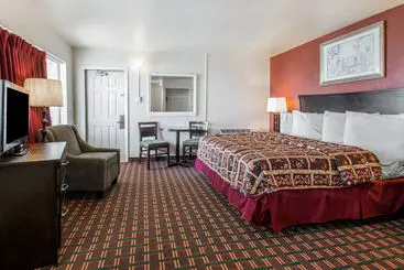 ホテル Sunrise Inn On The Beach