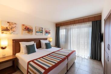 استراحتگاه Paloma Grida