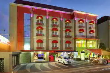 Rivavi Fashion Hotel