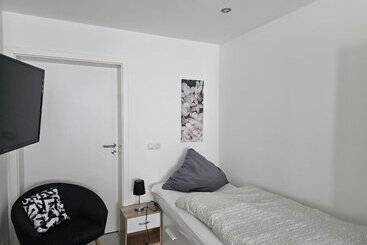 公寓 Balthasar Neumann Speiserei & Gästehaus   Zentrum Brühl