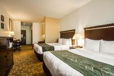 فندق Comfort Suites West Dallas  Cockrell Hill