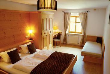 هتل Gasthof zum Schupfen